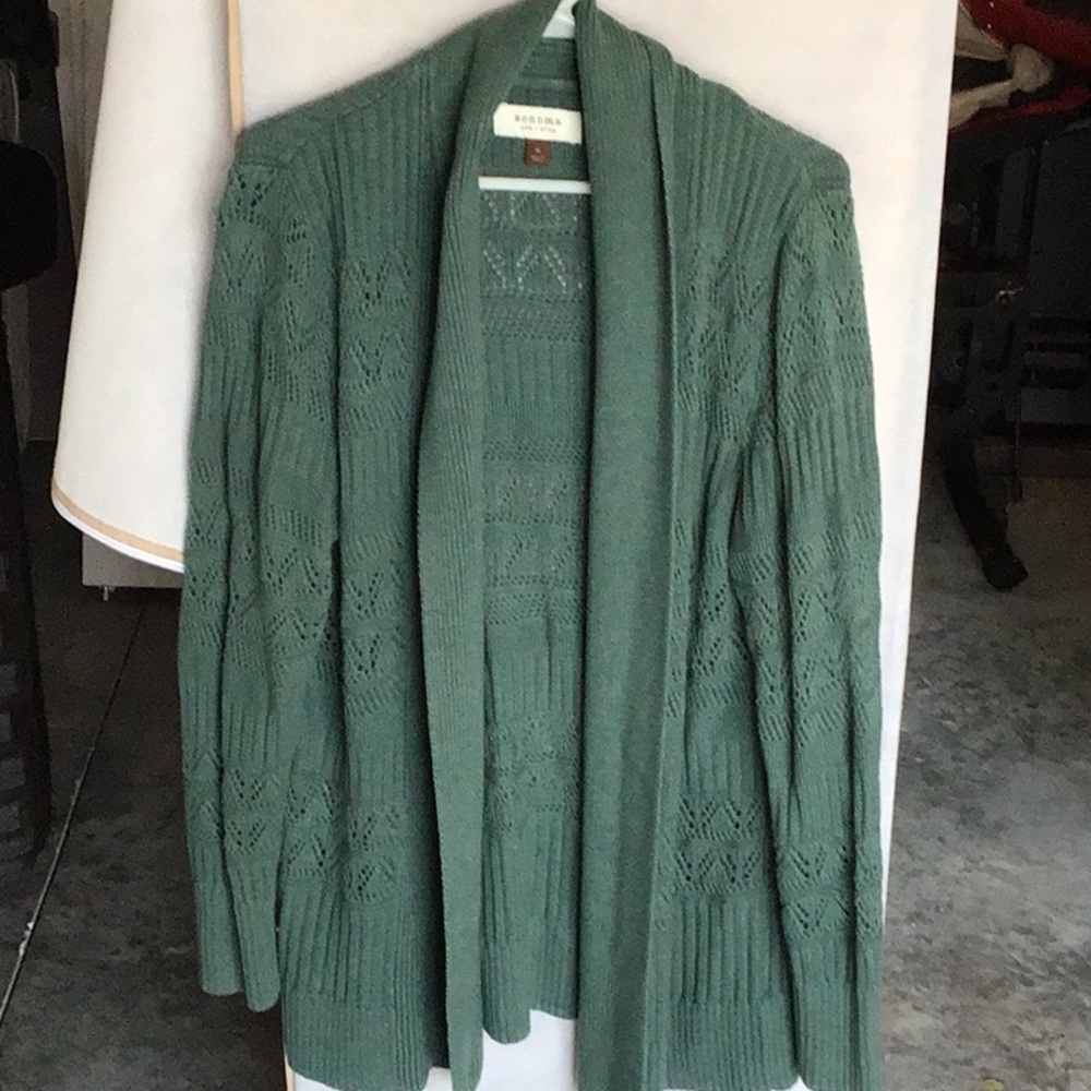 Women’s sweater